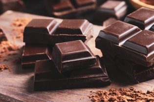 Les amateurs de chocolat ont tendance à être plus minces