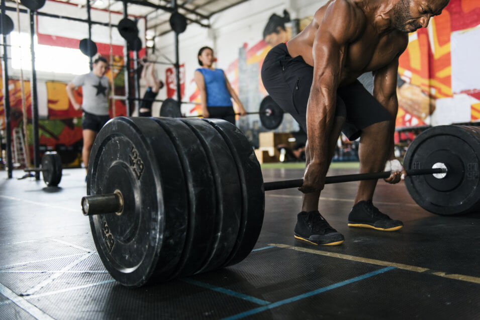 Soulever lentement pour des muscles plus gros