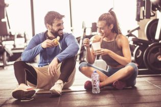 Faut-il manger avant l’entrainement ?