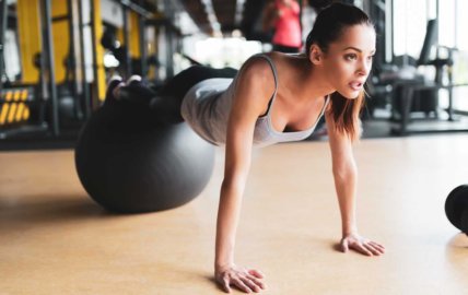 Programme renforcement avec ballon de fitness